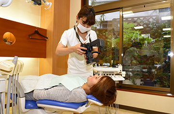 診査・診断（お口の中のチェック）